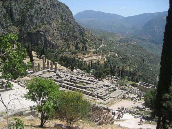 2-Day Delphi & Olympia Tour with Olive Oil & Honey Tasting - Nafpaktos gives the first day a gentler finish