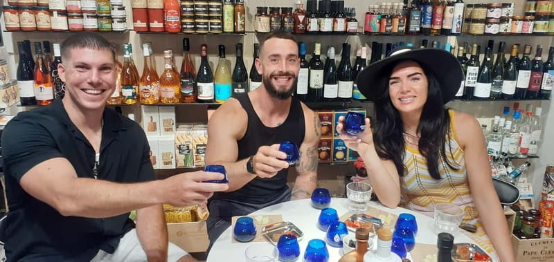 ''Athens Olive Oil Tasting'' - Four Greek EVOOs in a Kolonaki shop