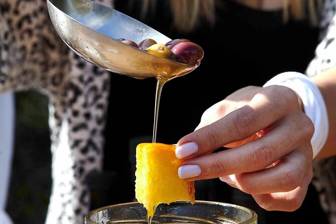 Bio Farm Private Olive Oil Tasting, Farm to Fork Meal & Temple of Poseidon Tour - Learning to taste Greek olive oil