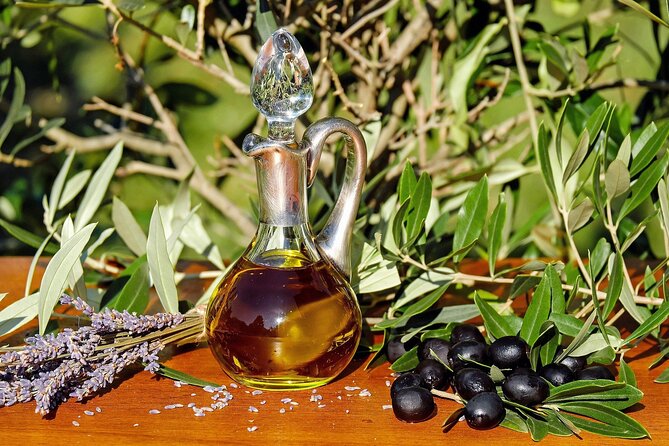 Chania Old Town - Millennial Olive Tree - Olive Oil Mill - Key points to know before booking