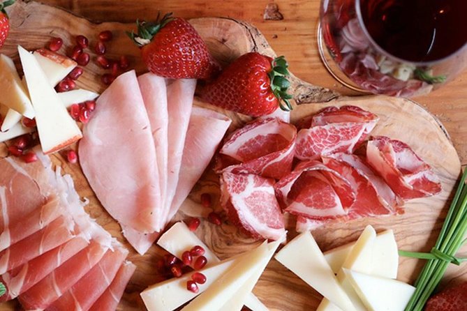 Chianti from Florence:PRIVATE Wine, Olive Oil Tasting in the Tuscan countryside - Castellina in Chianti and the first cellar