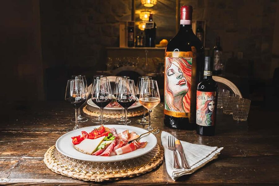 Chianti: Premium Wine, Olive Oil and Vinegar Tasting - Six Poggio ai Laghi wines, from bubbles to Chianti