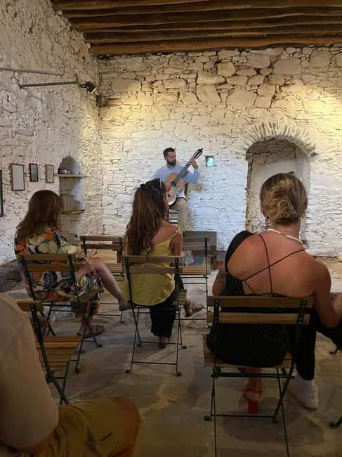 Classical guitar concert in a historic olive press - The 20-minute break under the Naxos sky