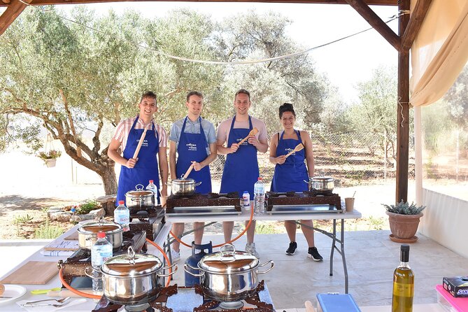 Cretan Cooking Class and Olive Oil Tasting - The family welcome is central to the experience