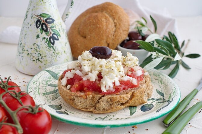 Cretan Flavors - Cooking Lessons and Wine Olive Oil Tasting - Pickup, Group Size, and the Four-Hour Schedule