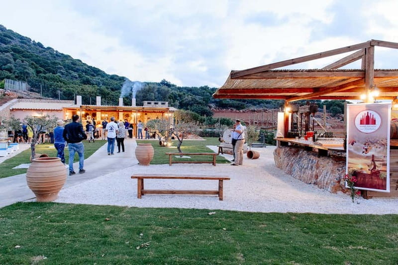 Crete: Olive Oil Festival, Farm Dinner, Live Show & Pickup - A farm dinner from the wood-fired oven