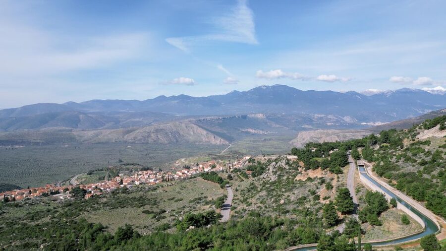 Delphi: Easy Hike on Ancient Path through the Olive Groves - The view across the Delphian Valley