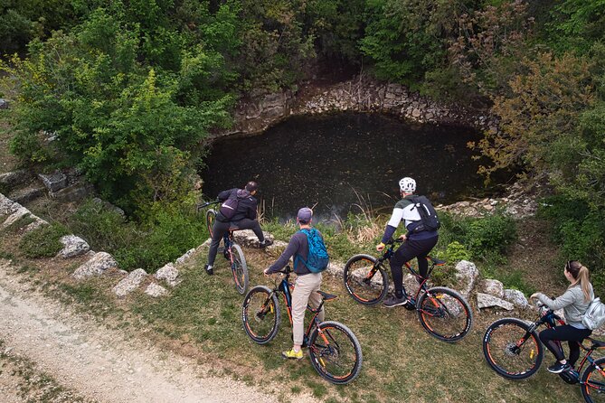 E Bike Tour with wine and olive oil tasting in Vodnjan - Returning to Vodnjan for wine and olive oil