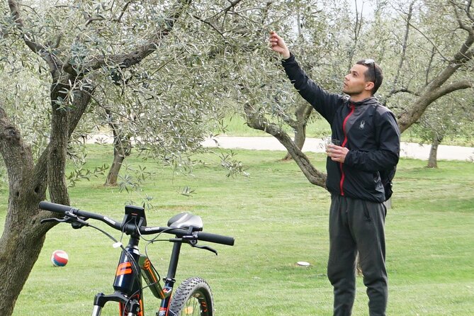 E Bike Tour with wine and olive oil tasting in Vodnjan - Barbariga and a proper break by the sea