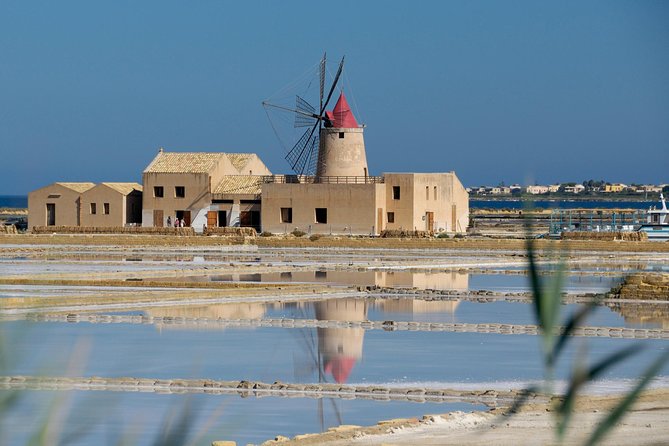 Erice & Marsala: Salt, Olive Oil & Wine with lunch included - A farmhouse lunch built around Sicilian produce