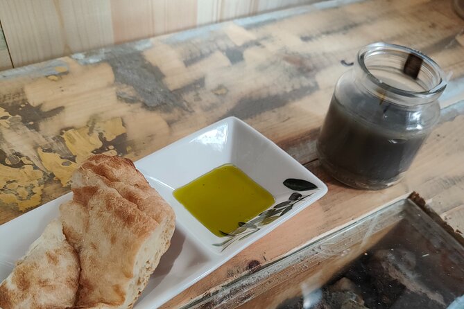Extra Virgin Olive Oil & Greek Honey Experience with Pairings - What this Athens tasting is really about