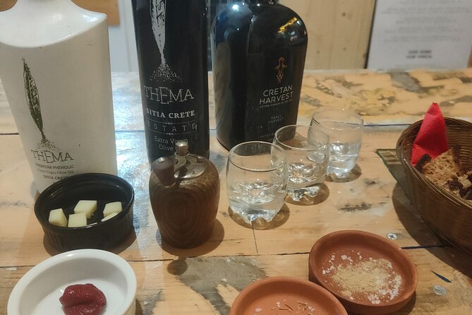 Extra Virgin Olive Oil & Greek Honey Experience with Pairings - The honey tasting: sweetness with different personalities