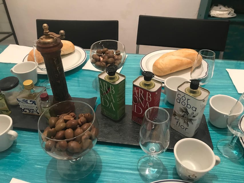 Extra Virgin Olive oil tasting - Comparing picual, arbequino, picudo, and hojiblanca
