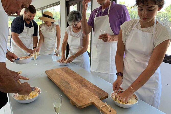 Farm-to-Table Experience: Olive Oil, Garden Tour & Nonna’s Lunch - What you actually taste at the farm