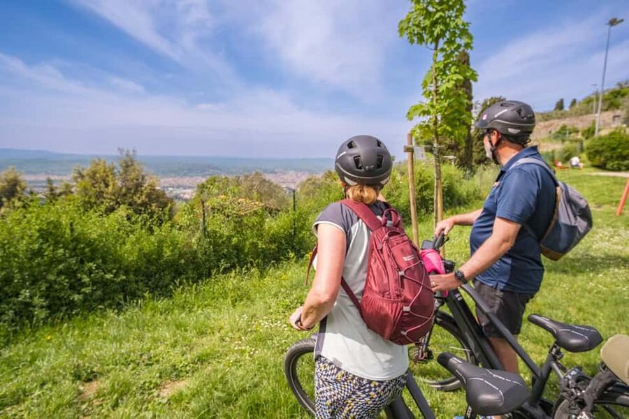 Fiesole E-Bike Tour with Olive Oil Tasting or Pool & Chill - Fiesole gives you Florence from a new angle