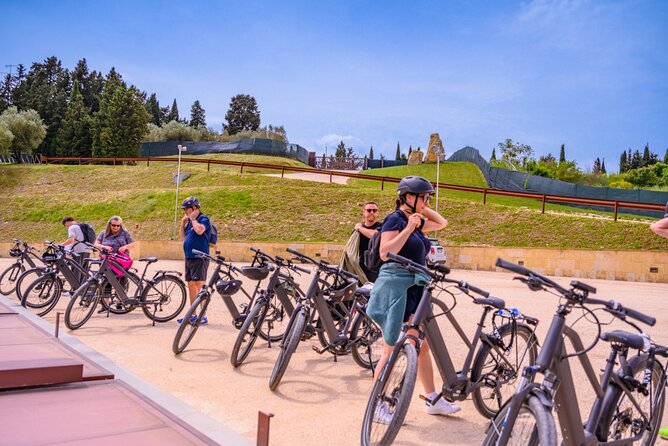 Florence: E-Bike tour to Fiesole with optional Pool or Olive Oil - Who should book this ride?