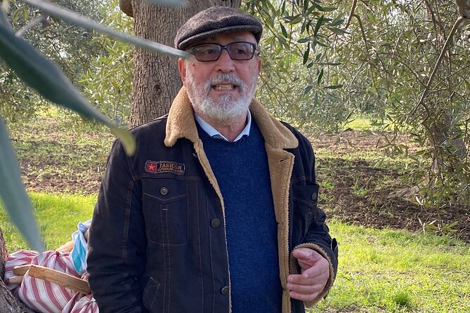 Food and Wine Tour between the Patriarchs Olives and the Oil Temples - Matera bread, olive oil, and the cialledda lesson