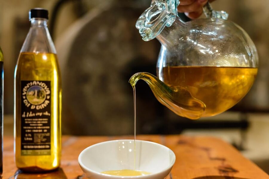 From Málaga: Ronda, Wine & Olive Oil Tasting Small Group - Three wines and two olive oils
