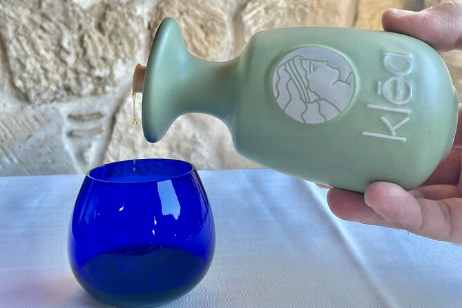 Greek Olive Oil Tasting Experience in Halkidiki - Harry’s teaching style keeps the subject easy