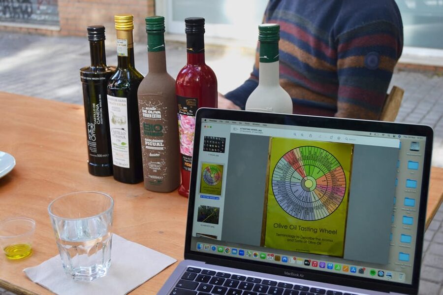 Johnny Madge Olive Oil Tastings - Arriving at La Ola Fresca in Benimaclet