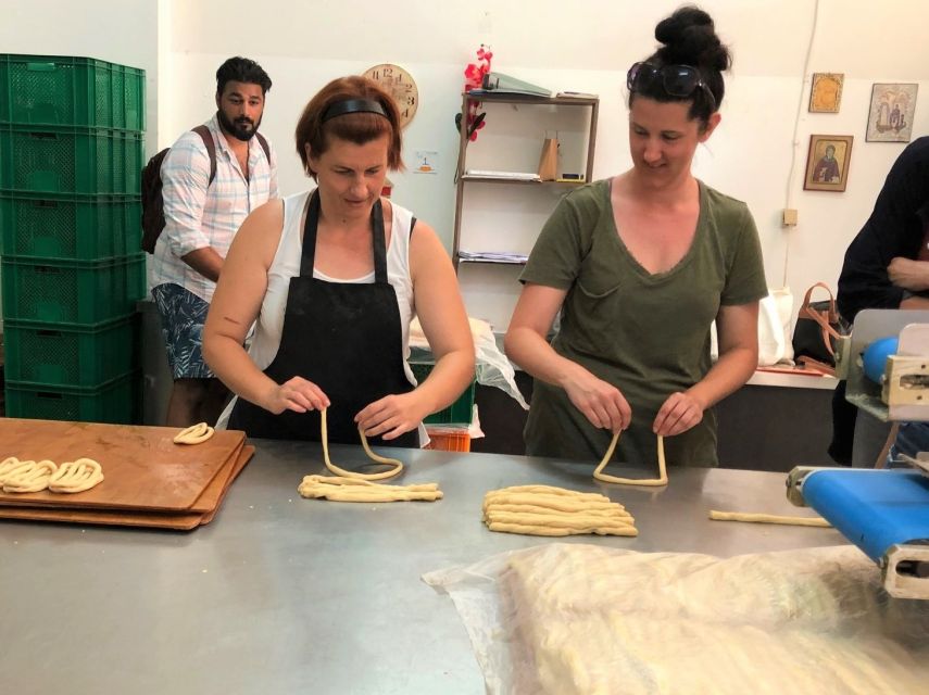 Kalamata: Food tour and Olive Oil Tasting with Light Lunch - Key points at a glance