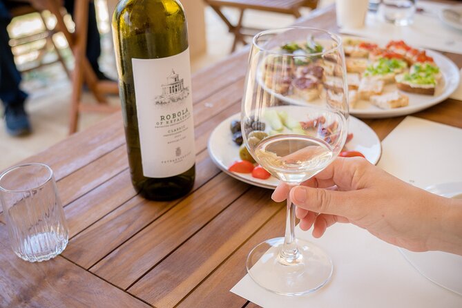 Kefalonia: Private Olive Oil, Honey & Wine Tasting Experience - A food tour that explains Kefalonia through three local products