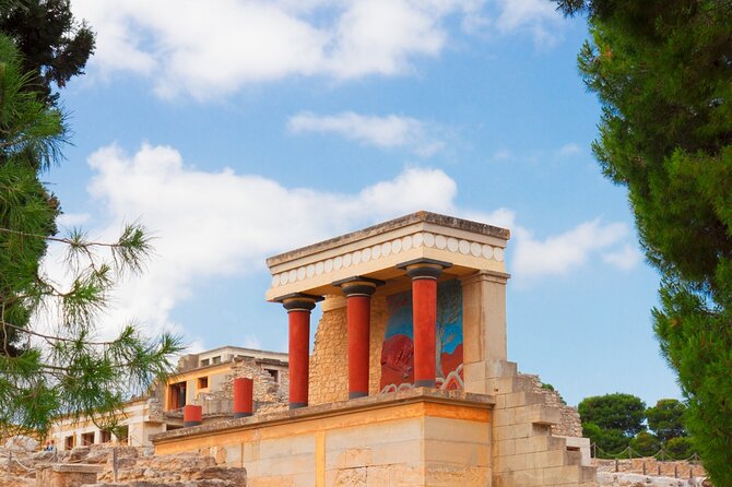 Knossos, Lasithi, Zeus Cave & Olive Mill Farm Combo Tour - Knossos: the essential finale