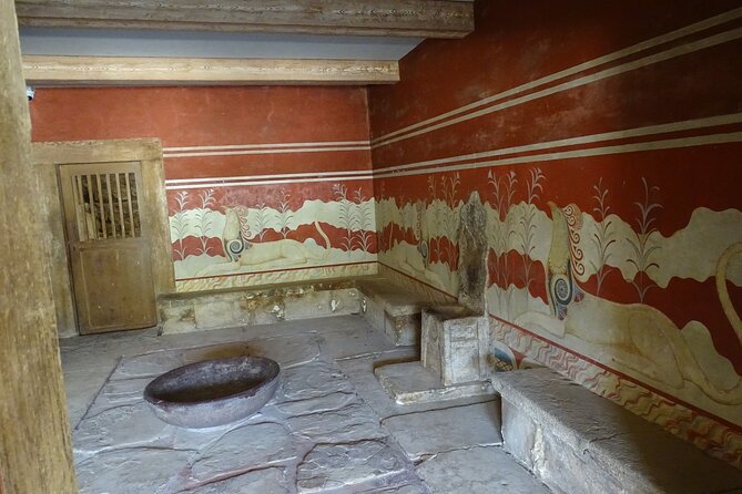 Knossos Palace Lasithi Plateau Villages & Olive Oil Mill - A traditional Cretan lunch at Restaurant Tzanakis Michael