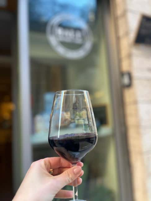 Lecce: Olive Oil, Cheese, and Wine Tasting Experience - Key points at a glance