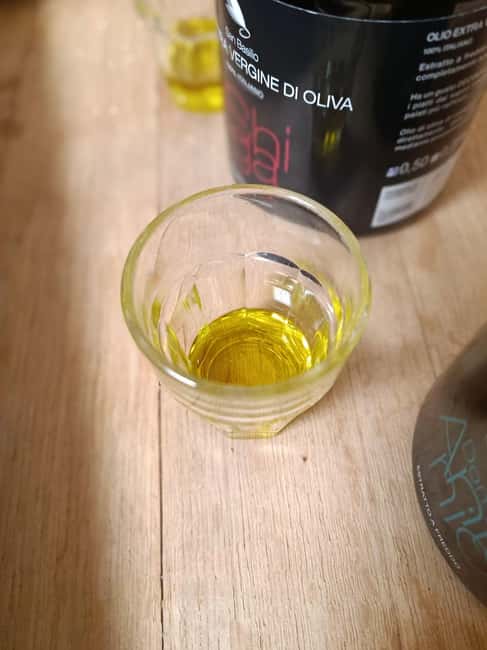 Lecce: Olive Oil, Cheese, and Wine Tasting Experience - Meeting at Balu Cookinpuglia in the old town