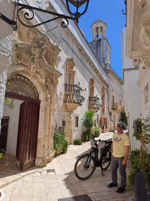 Locorotondo: Guided E-bike Tour & Olive Oil Tasting - Pedaling into the Valle d’Itria countryside