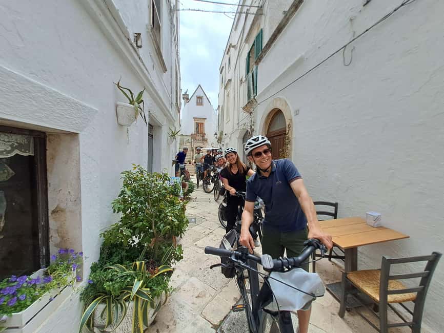 Locorotondo: Guided E-bike Tour & Olive Oil Tasting - Rocco’s role and the value of a small group
