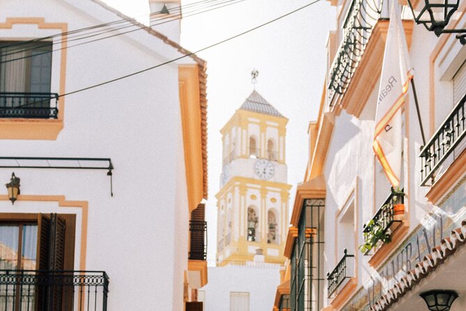 Marbella Old Town: Private Walking Tour with Olive Oil Tasting - Why this walk is a good introduction to Marbella