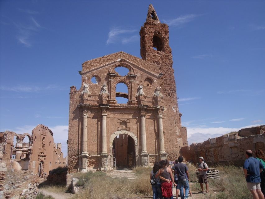 Midday Olive Oil Tour and Visit to Old Town of Belchite - Who should book the Belchite and olive oil tour?