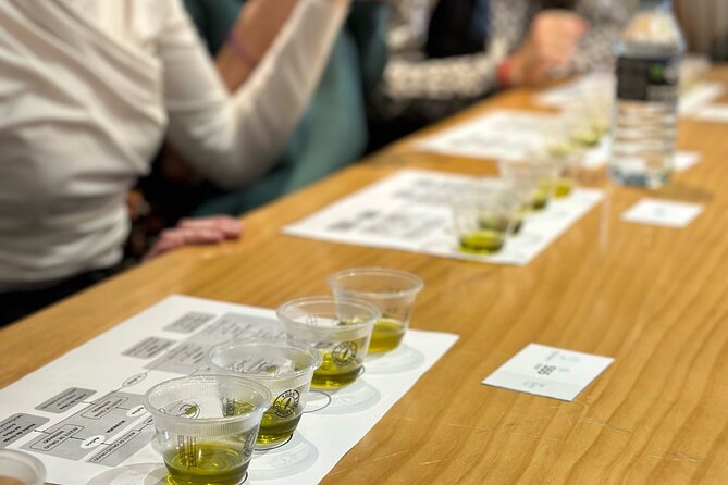 Olive Oil Tasting Experience in Sevilla - Four oils make the lesson easier to understand