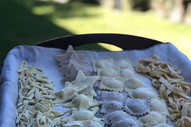 Organic cooking class with a sommelier in an Olive and wine farm - Bringing children or requesting a special menu