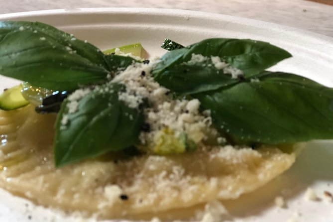 Organic cooking class with a sommelier in an Olive and wine farm - Is $143.61 a fair price?