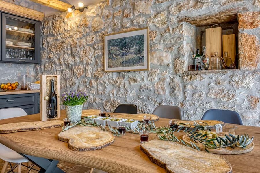 Poreč: Olive Grove Walk and Tasting with Local Products - The tasting in a traditional village setting