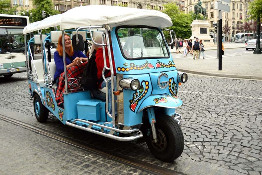 Porto: Tuk Tuk Tour with Olive Oil Tasting - How to use the tour well