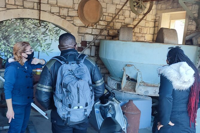 Pottery - Honey & Olive Oil experience - What this Crete day feels like