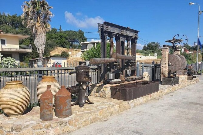 Private Olive Oil Tour & Tasting with Lunch from Katakolo Port - Timing, weather, and practical limits
