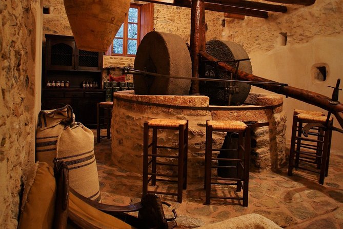 Private Tour in Historic Estate in Monemvasia with wine-olive oil tasting & meal - Inside the Liotrivi Olive Oil Museum