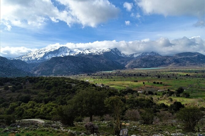 Private Tour-Knossos Palace Zeus Cave Olive Oil Mill & Wine - Tzermiado, the plateau’s main village