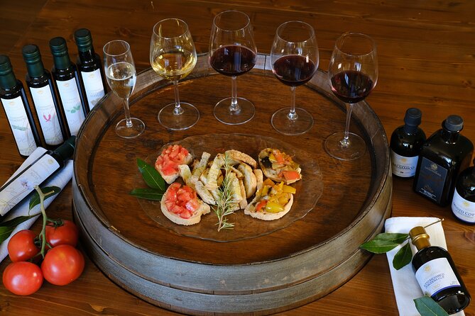 Private wine, Extra Virgin Olive Oils & Cheese Tasting - Four wines, from Vernaccia to Vinsanto