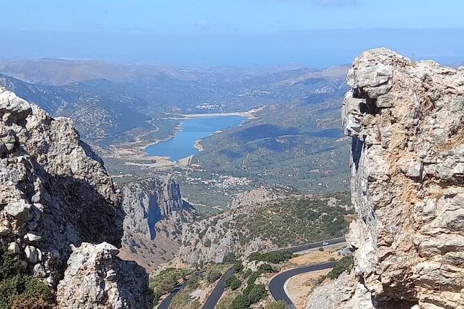 PRIVATE-Zeus Cave-Knossos-Olive oil Factory-Traditional Villages. - Key points to know before booking