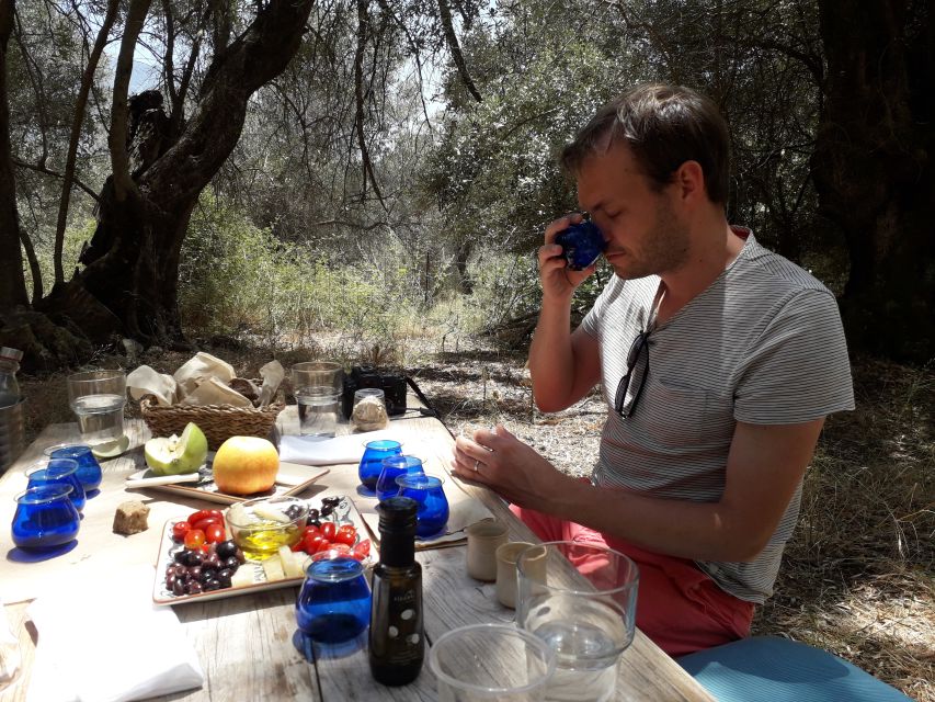 Rethymno: Olive Oil Tasting with Cretan Food Pairing - Why the setting makes a difference
