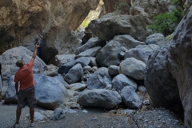 Sarakina Gorge, Kritza, Oliveoil Tasting, Mountains, South Coast - A mountain taverna lunch with wine and raki