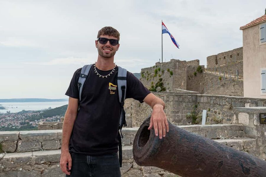 Split: Blue Line Sightseeing to Trogir, Klis & Olive Museum - Who should book this tour?