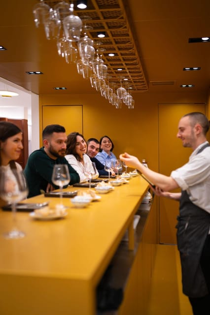 Symphony of Flavors - Olive Oil & Food Pairing at Corfu Town - The opening lesson: bread, oil, and Corfu tradition