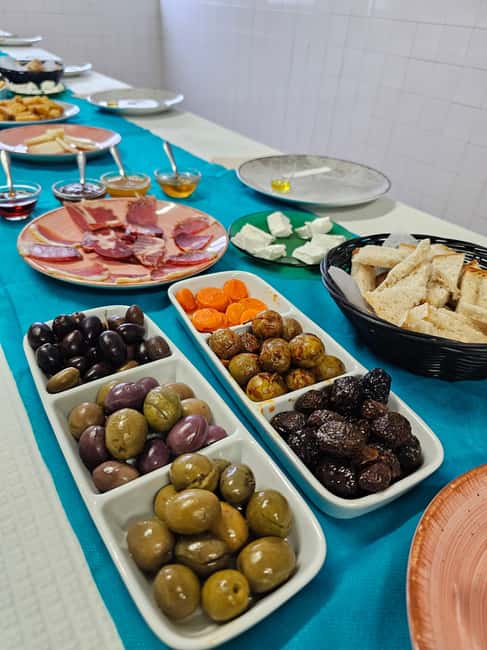 Tavira City & Olive Factory - Starting in Tavira’s old streets